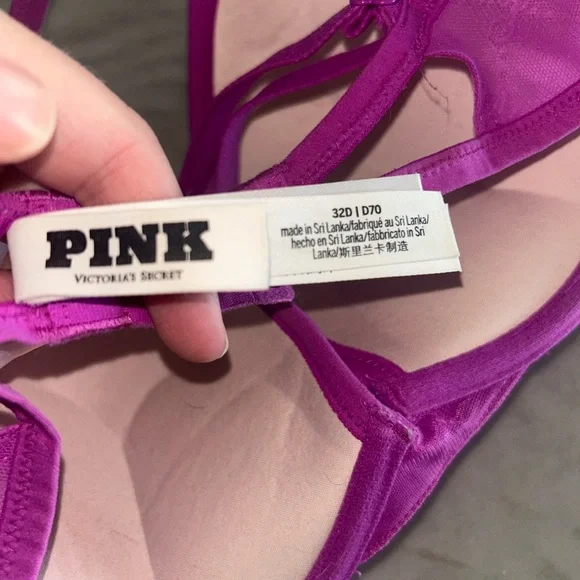 PINK Victoria's Secret Vibrant Pink Bra - Picture 3 of 3